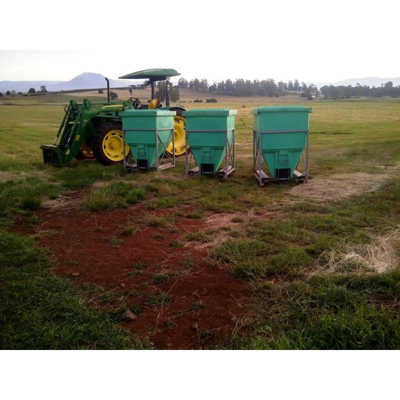 JACKY® Bins out in the paddock ready to discharge